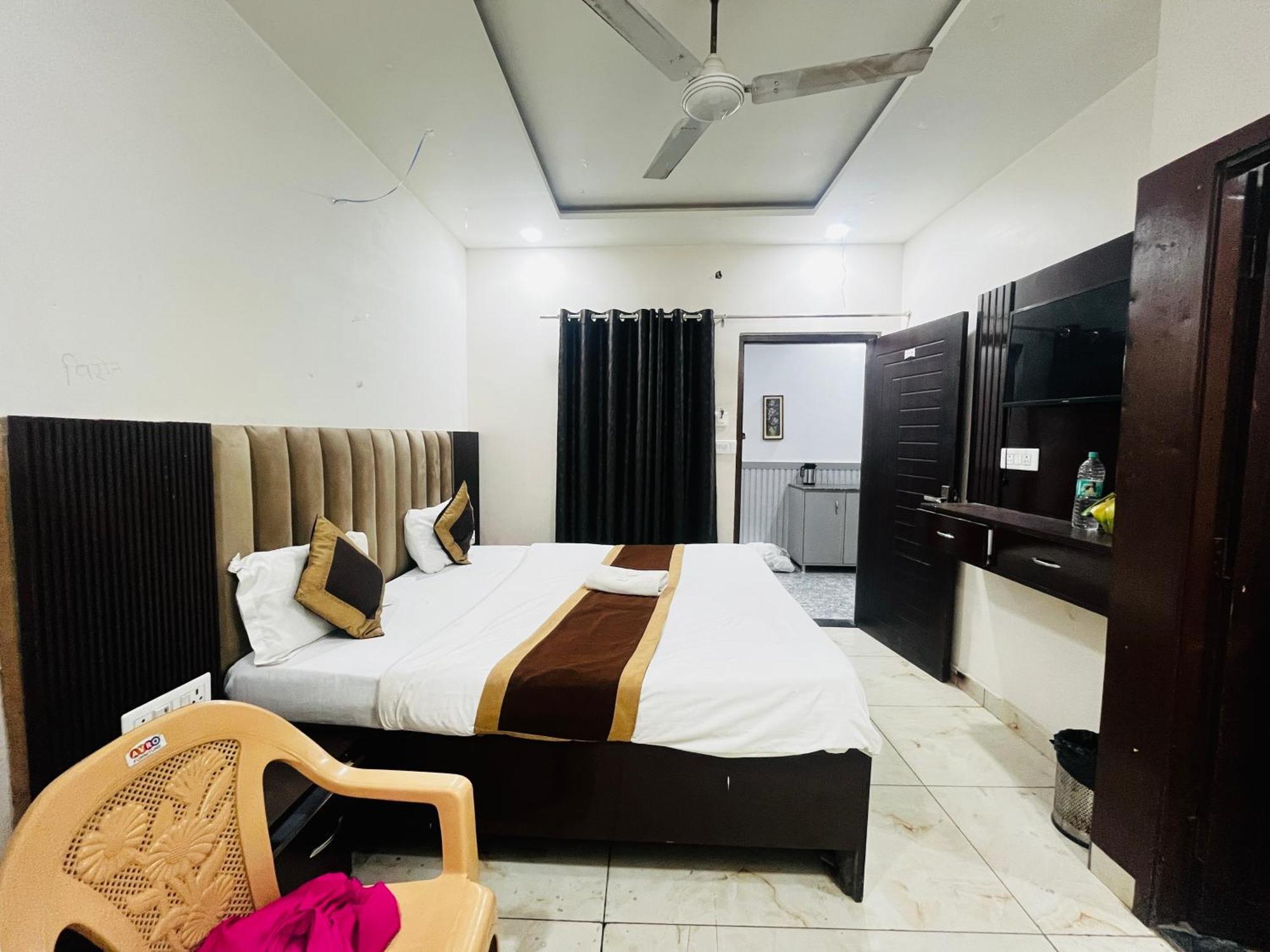 Hotel Green Apple Bareilly Exterior foto