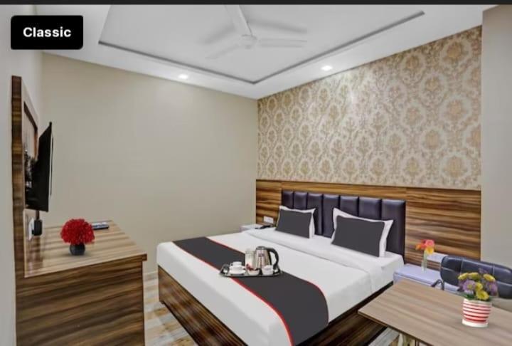 Hotel Green Apple Bareilly Exterior foto